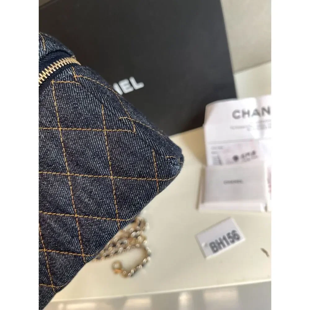 Chanel Women Pre-Loved Bag Very Good Condition